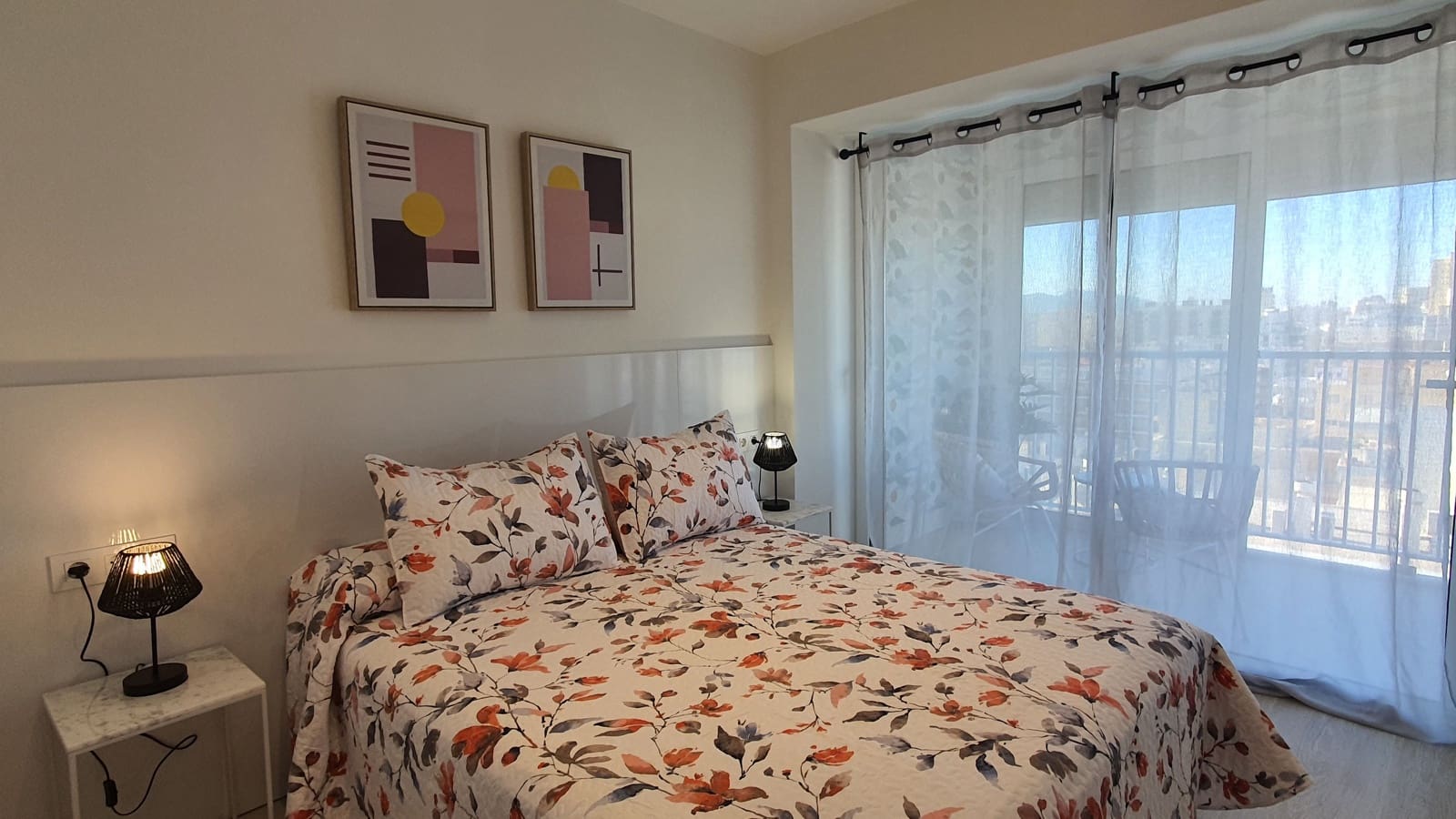 1 Zimmer Strandapartment zu vermieten in Gandia mit Pool - 455 € (Ref: 8364997)