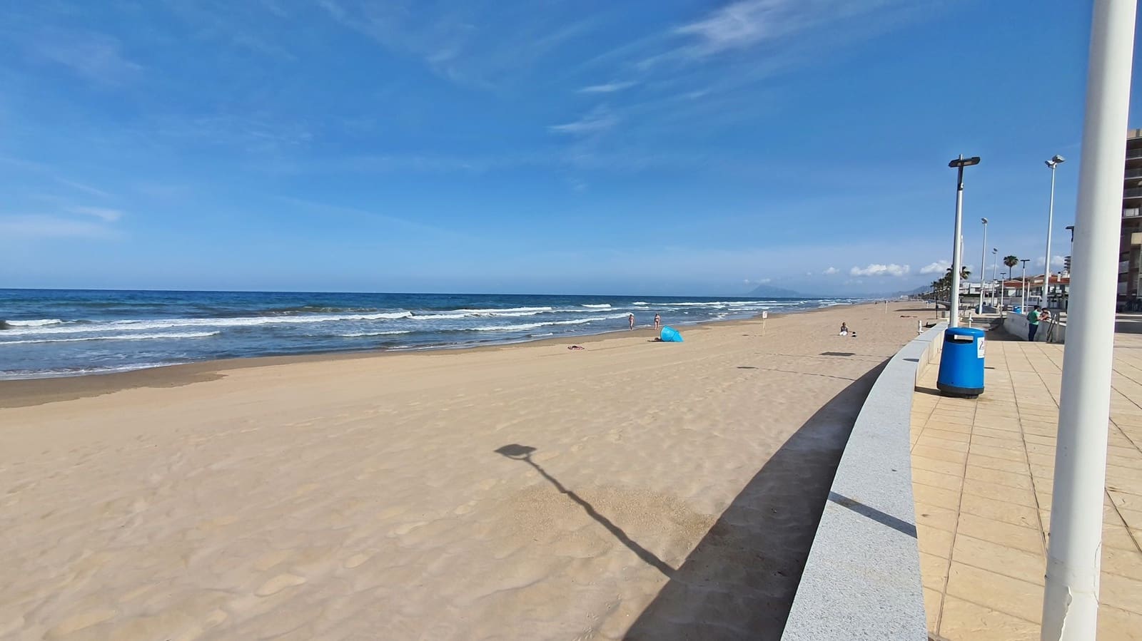 2 soveværelse Strandlejlighed til leje i Miramar - € 700 (Ref: 8364998)