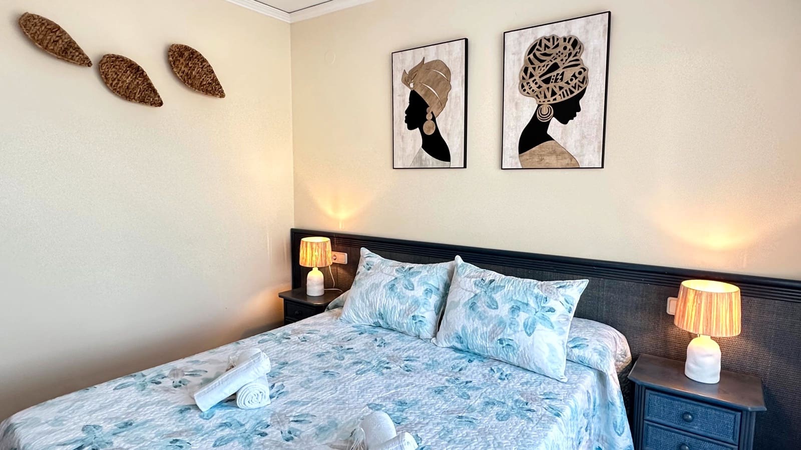 3 camera da letto Appartamento sulla Spiaggia da affittare in Oliva con piscina garage - 1.000 € (Rif: 8365000)