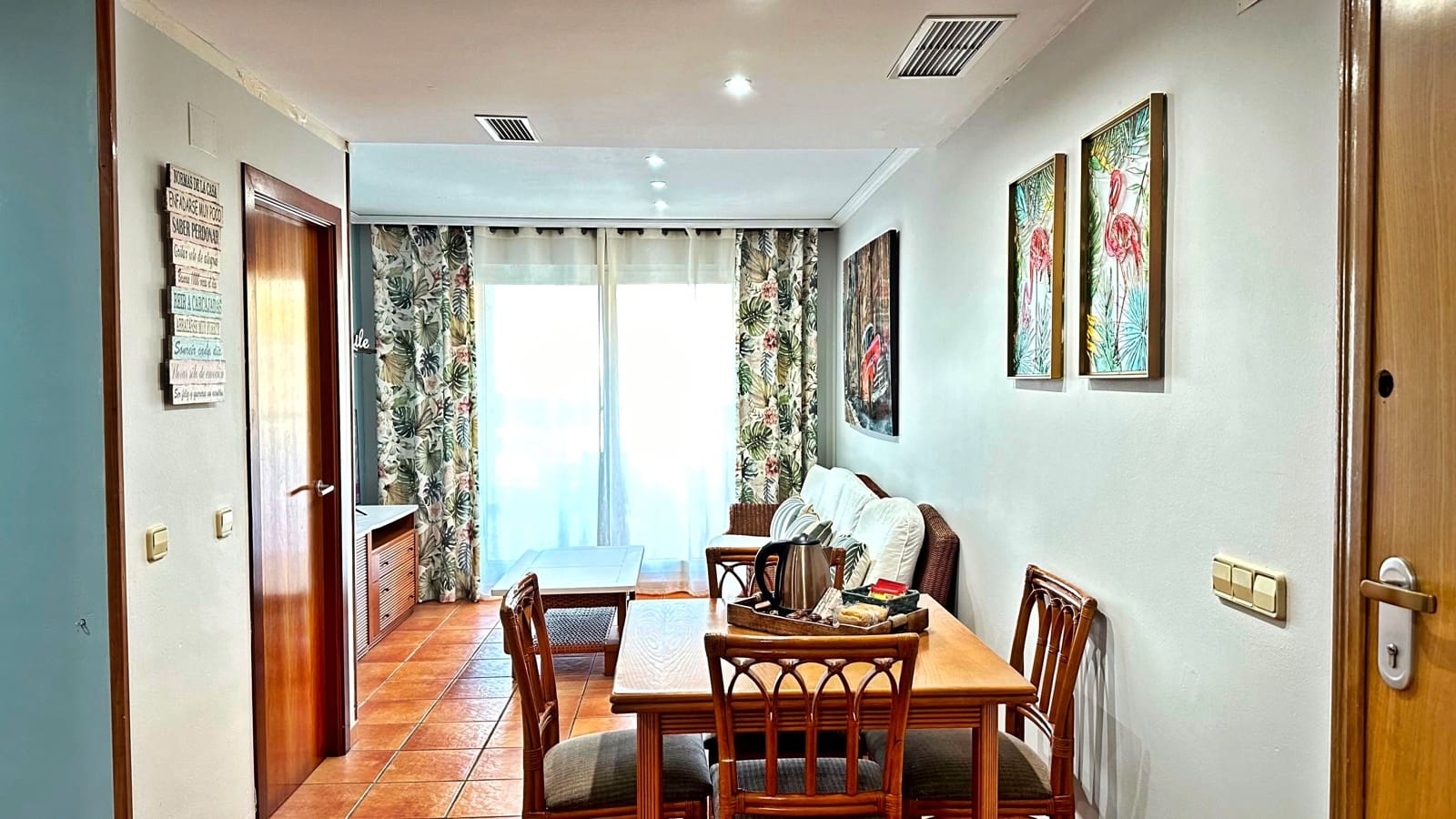 3 camera da letto Appartamento sulla Spiaggia da affittare in Oliva con piscina garage - 1.000 € (Rif: 8365000)