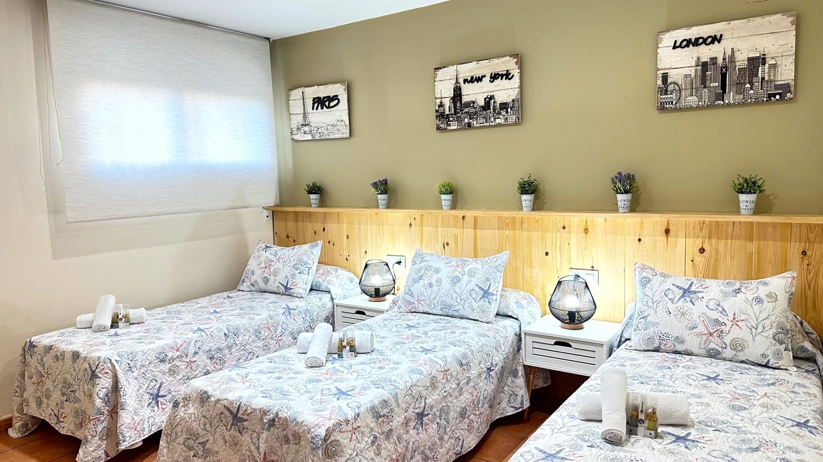 3 camera da letto Appartamento sulla Spiaggia da affittare in Oliva con piscina garage - 1.000 € (Rif: 8365000)