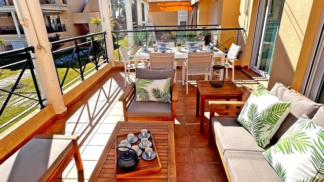 3 makuuhuone Ranta-asunto vuokrattavana paikassa Oliva Nova, Oliva mukana uima-altaan 
autotalli - 1 000 € (Ref: 8365000)