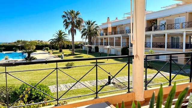 3 makuuhuone Ranta-asunto vuokrattavana paikassa Oliva Nova, Oliva mukana uima-altaan 
autotalli - 1 000 € (Ref: 8365000)