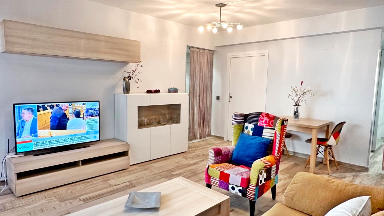 3 Zimmer Strandapartment zu vermieten in Gandia mit Pool Garage - 700 € (Ref: 8365001)