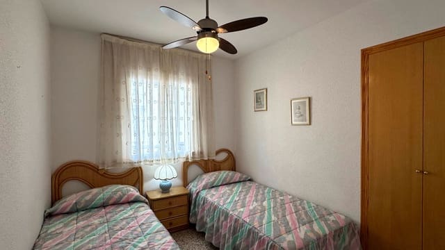 3 makuuhuone Ranta-asunto myytävänä paikassa Gandia mukana 
autotalli - 170 000 € (Ref: 8578419)