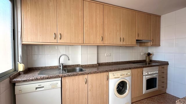 3 makuuhuone Ranta-asunto myytävänä paikassa Gandia mukana 
autotalli - 170 000 € (Ref: 8578419)