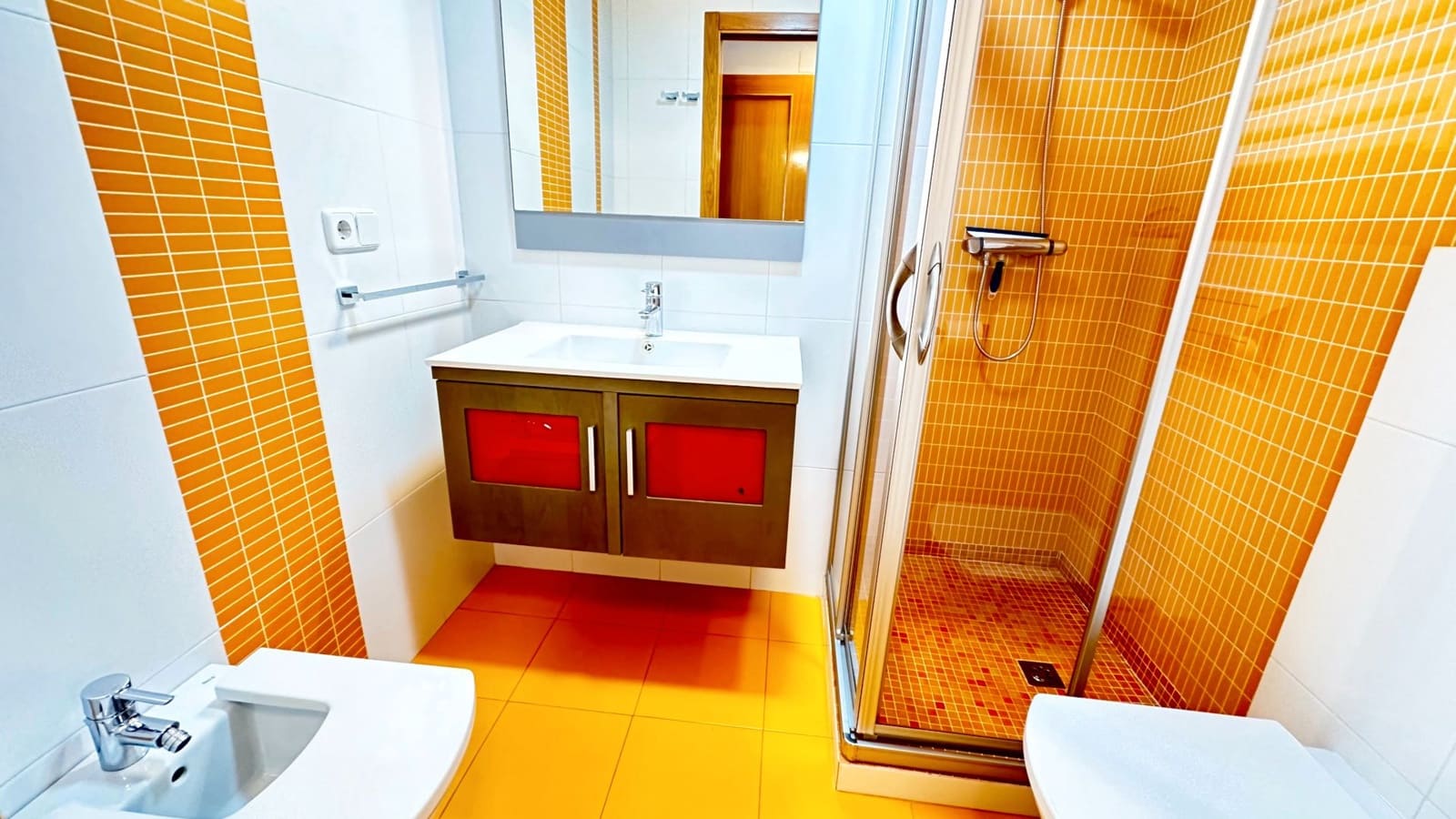 2 soveværelse Lejlighed til leje i Gandia med swimmingpool garage - € 700 (Ref: 8793982)