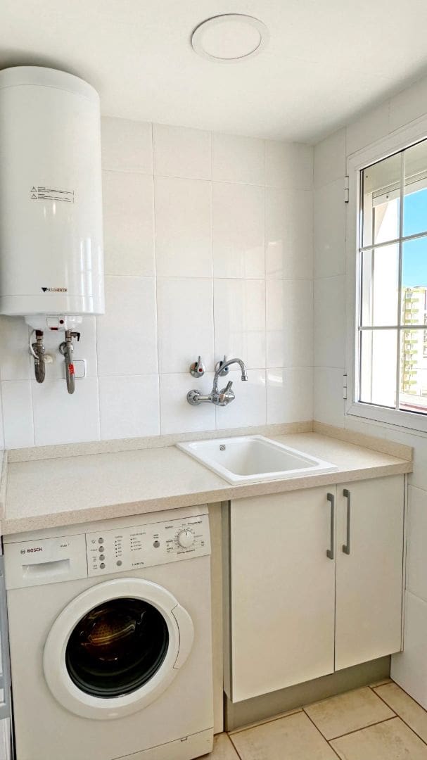 2 soveværelse Lejlighed til leje i Gandia med swimmingpool garage - € 700 (Ref: 8793982)