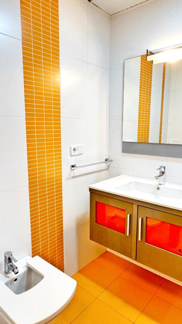 2 soveværelse Lejlighed til leje i Gandia med swimmingpool garage - € 700 (Ref: 8793982)