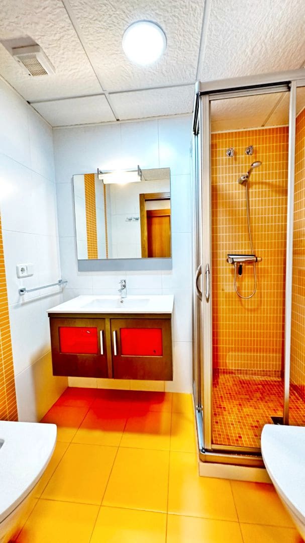 2 soveværelse Lejlighed til leje i Gandia med swimmingpool garage - € 700 (Ref: 8793982)