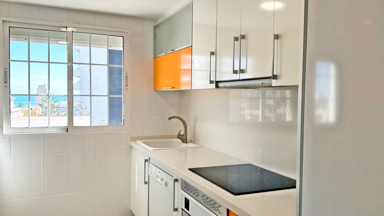 2 soveværelse Lejlighed til leje i Gandia med swimmingpool garage - € 700 (Ref: 8793982)