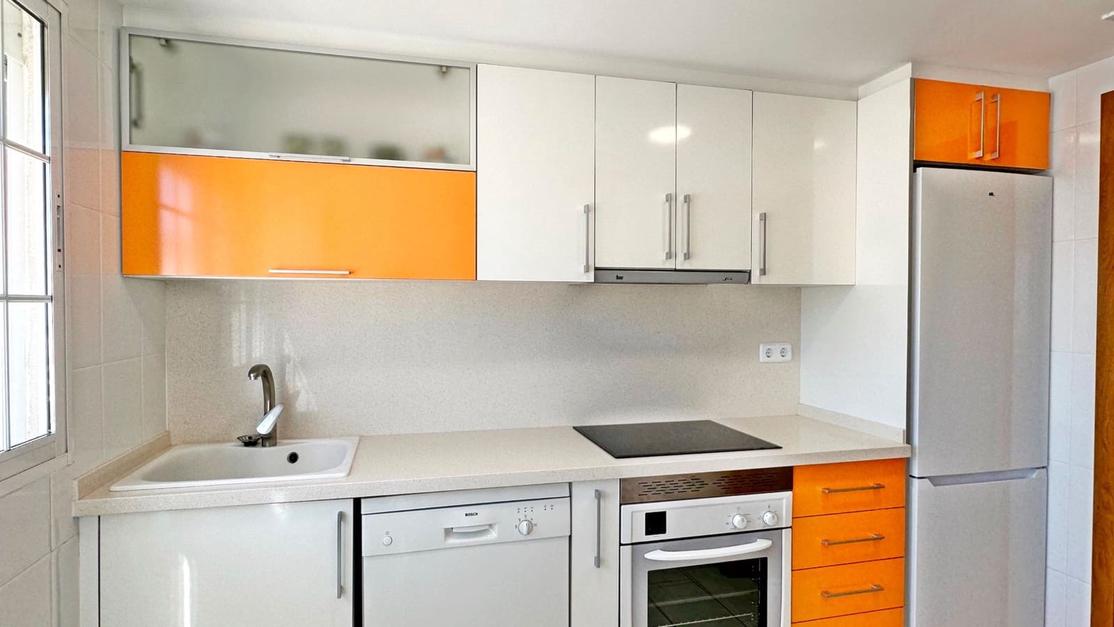 2 soveværelse Lejlighed til leje i Gandia med swimmingpool garage - € 700 (Ref: 8793982)