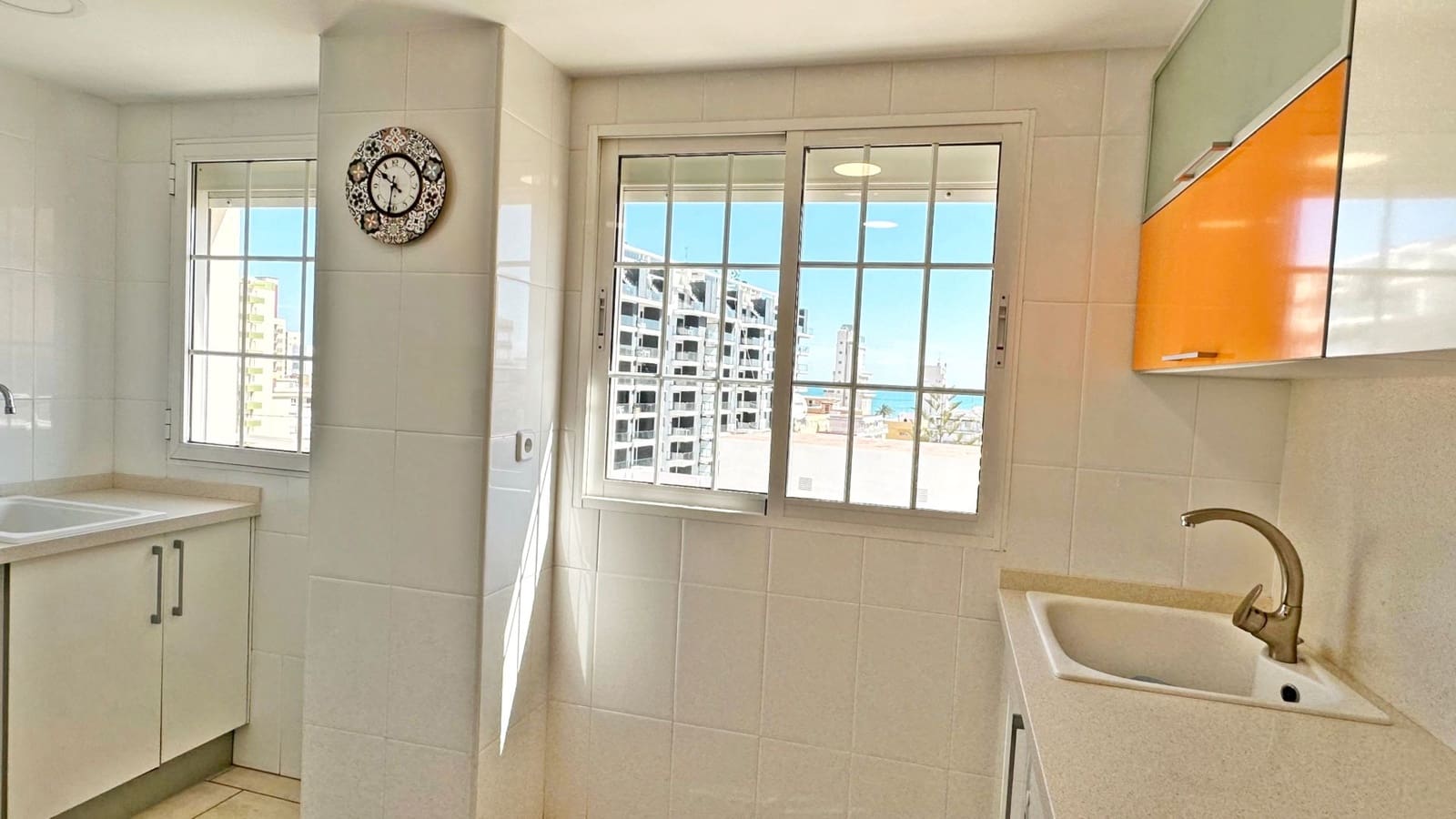 2 soveværelse Lejlighed til leje i Gandia med swimmingpool garage - € 700 (Ref: 8793982)