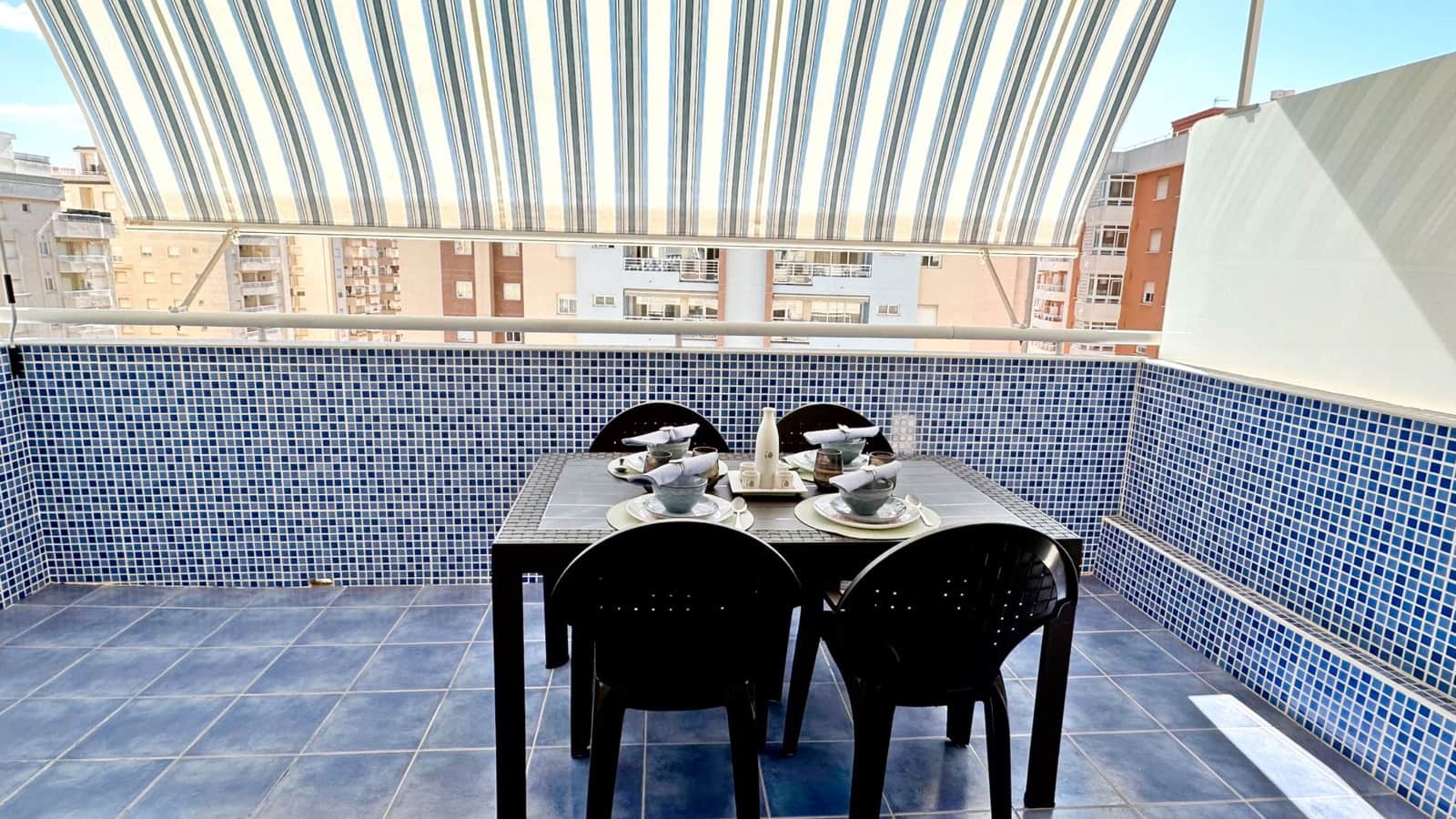 2 soveværelse Lejlighed til leje i Gandia med swimmingpool garage - € 700 (Ref: 8793982)