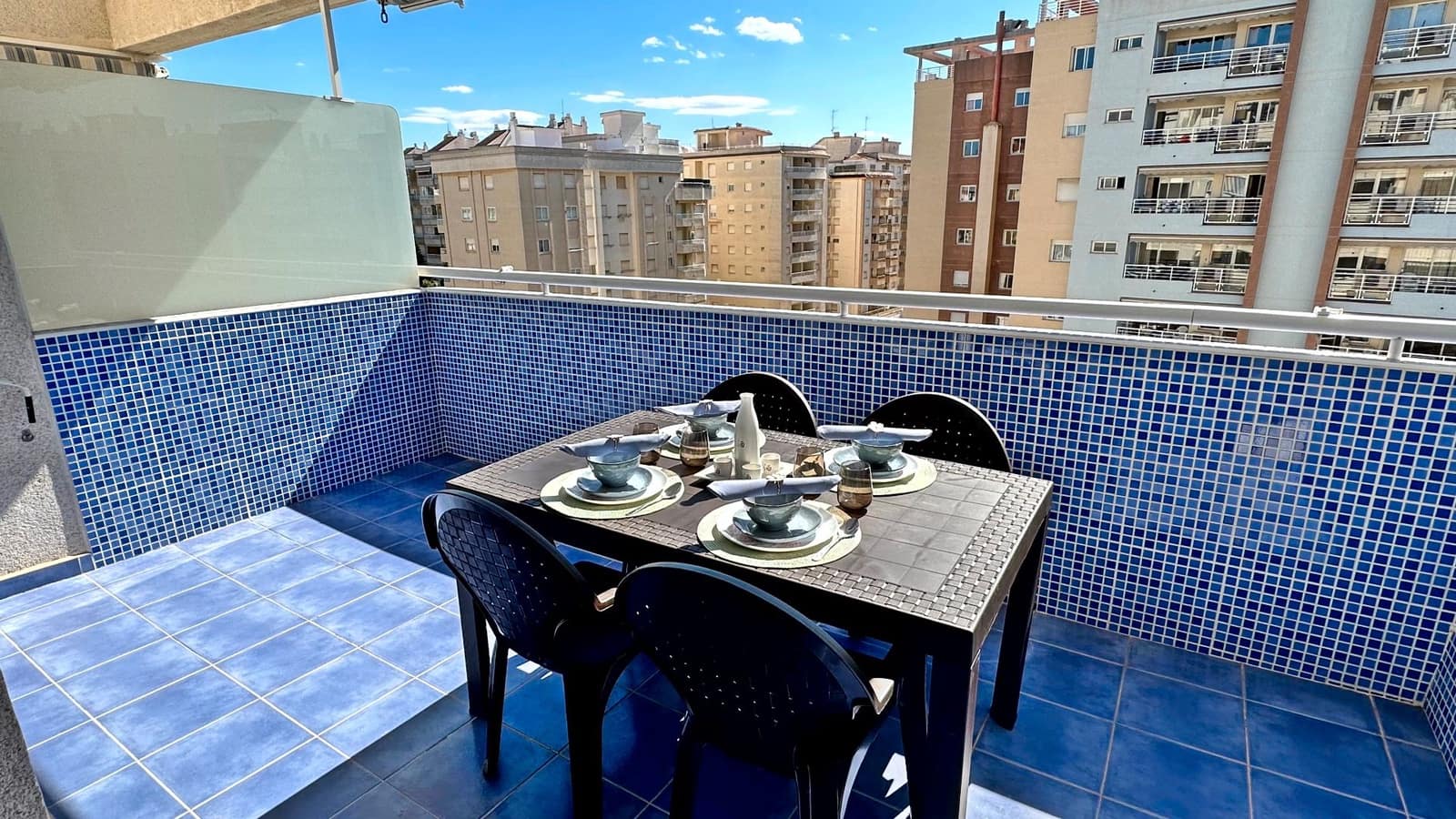 2 soveværelse Lejlighed til leje i Gandia med swimmingpool garage - € 700 (Ref: 8793982)