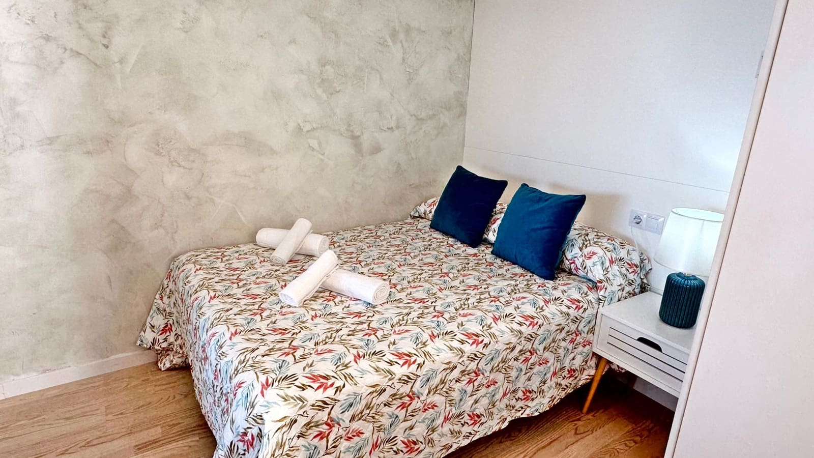 4 soveværelse Lejlighed til leje i Gandia med swimmingpool - € 900 (Ref: 8793983)