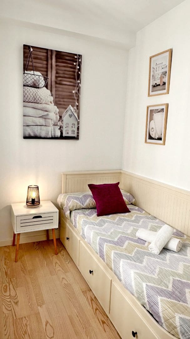 4 soveværelse Lejlighed til leje i Gandia med swimmingpool - € 900 (Ref: 8793983)