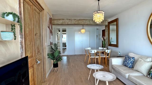 4 bedroom Apartment for rent in Gandia with pool - € 900 (Ref: 8793983)