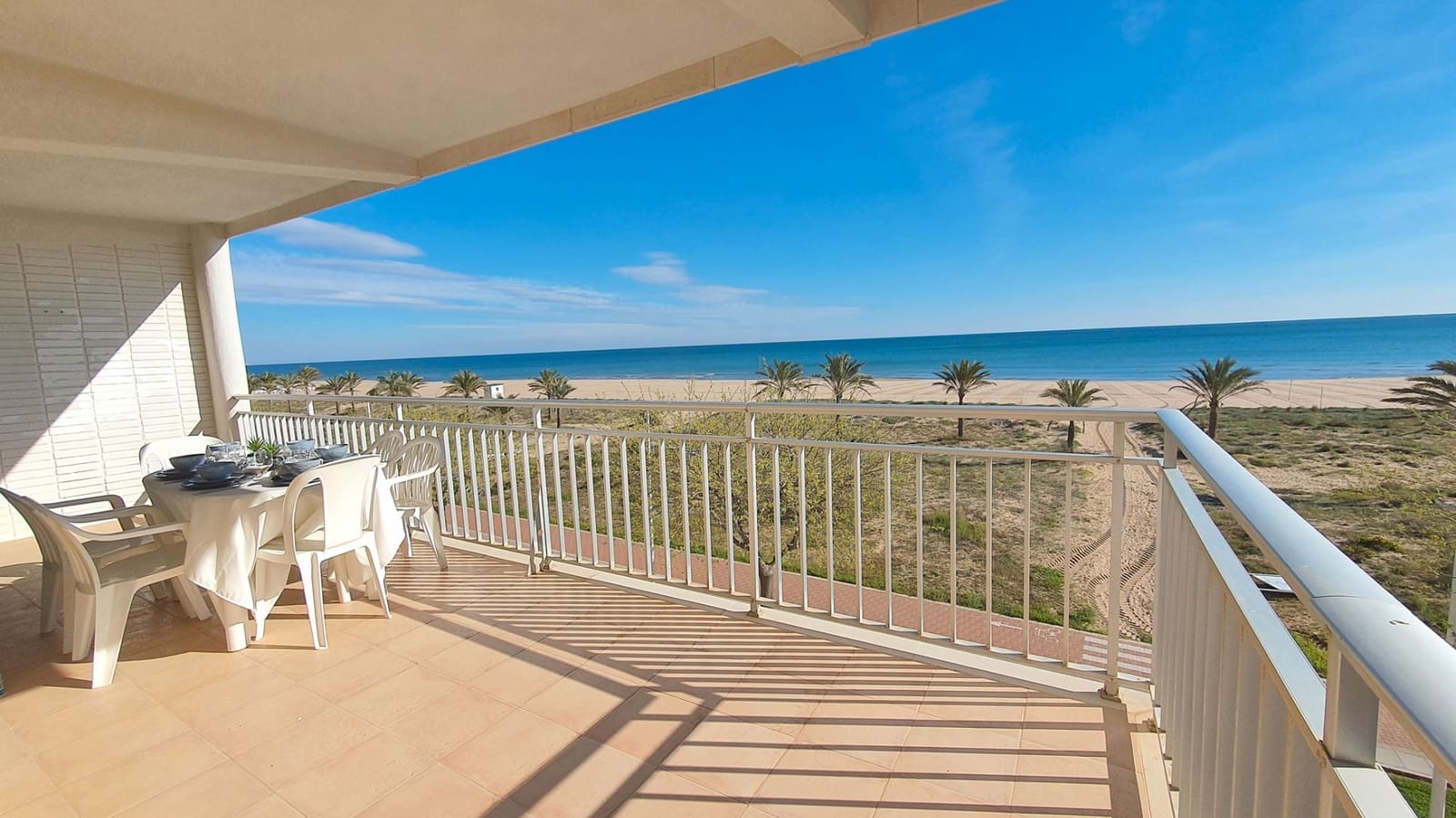 3 soveværelse Lejlighed til leje i Gandia med swimmingpool garage - € 700 (Ref: 8795493)