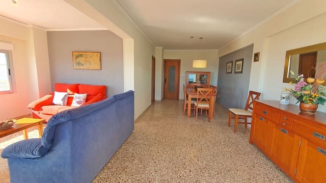 3 Zimmer Apartment zu vermieten in Gandia mit Pool Garage - 700 € (Ref: 8795493)