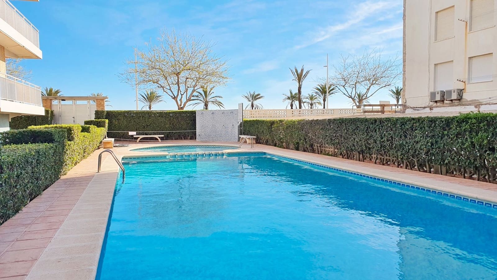 3 soveværelse Lejlighed til leje i Gandia med swimmingpool garage - € 700 (Ref: 8795493)