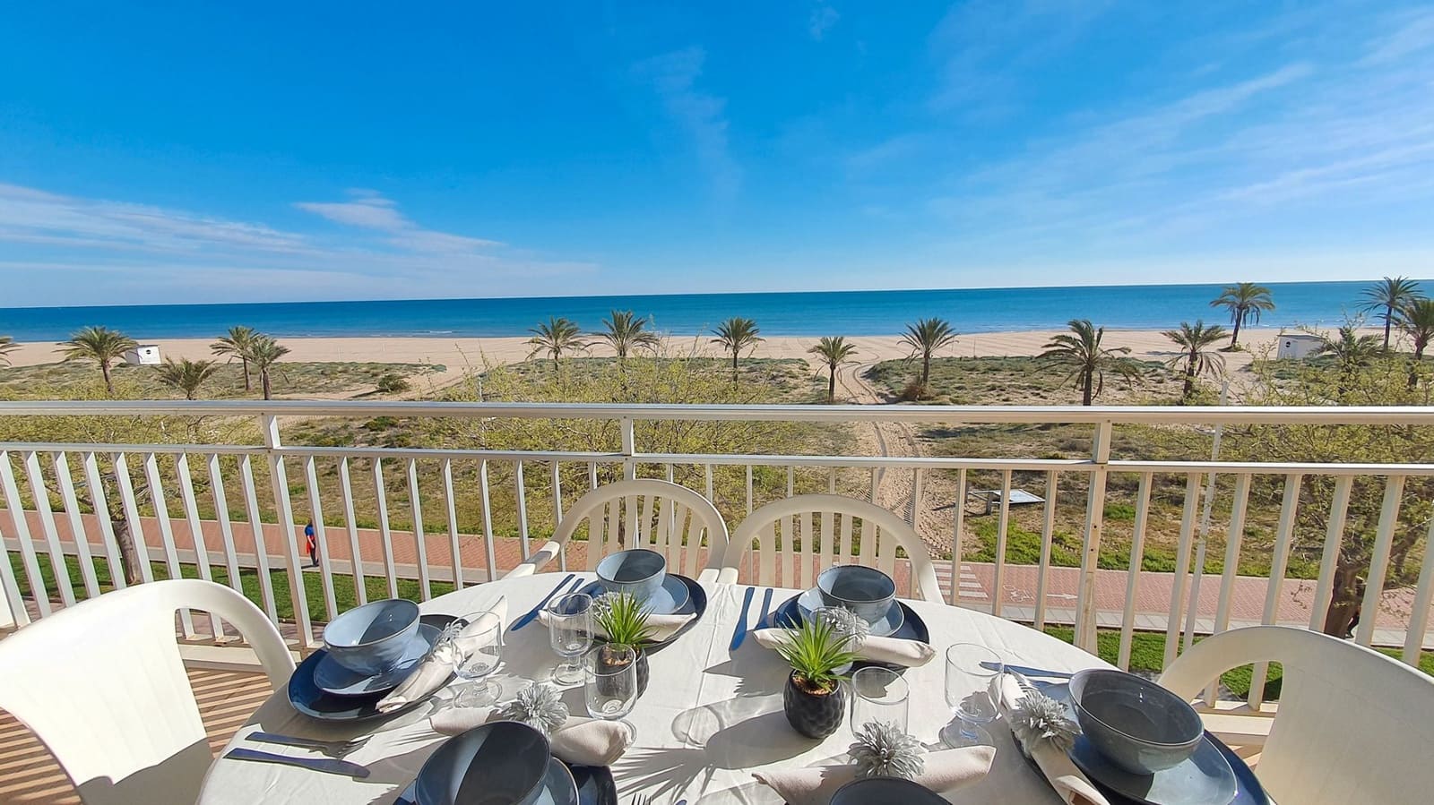 3 soveværelse Lejlighed til leje i Gandia med swimmingpool garage - € 700 (Ref: 8795493)