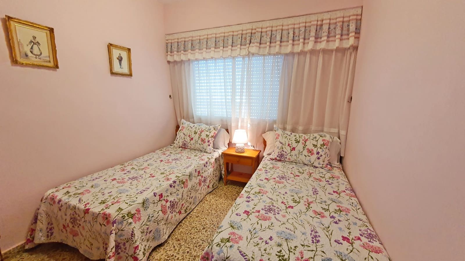 3 soveværelse Lejlighed til leje i Gandia med swimmingpool garage - € 700 (Ref: 8795493)