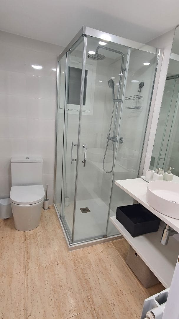 3 camera da letto Appartamento da affittare in Gandia con piscina - 700 € (Rif: 8807510)