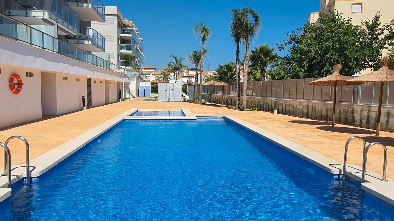 1 camera da letto Appartamento da affittare in Oliva con piscina garage - 700 € (Rif: 8813799)