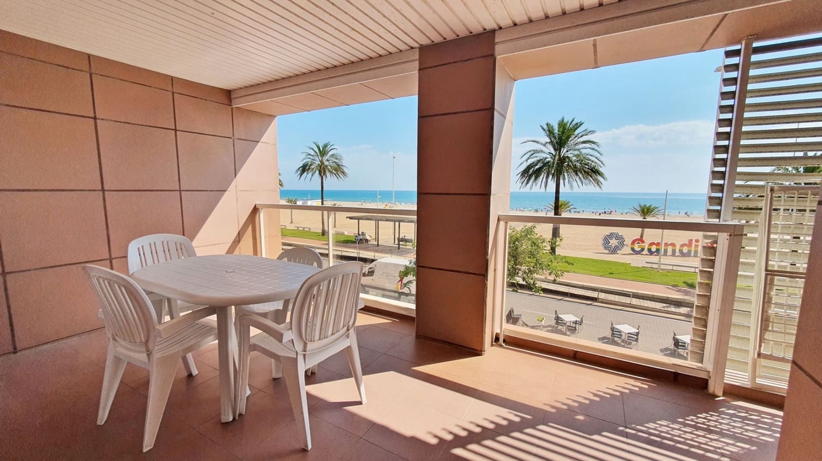 1 Zimmer Apartment zu vermieten in Gandia mit Pool - 555 € (Ref: 8879344)