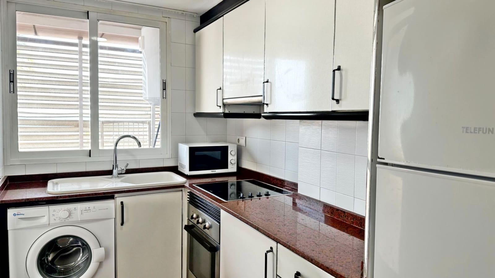 1 Zimmer Apartment zu vermieten in Gandia mit Pool - 555 € (Ref: 8879344)