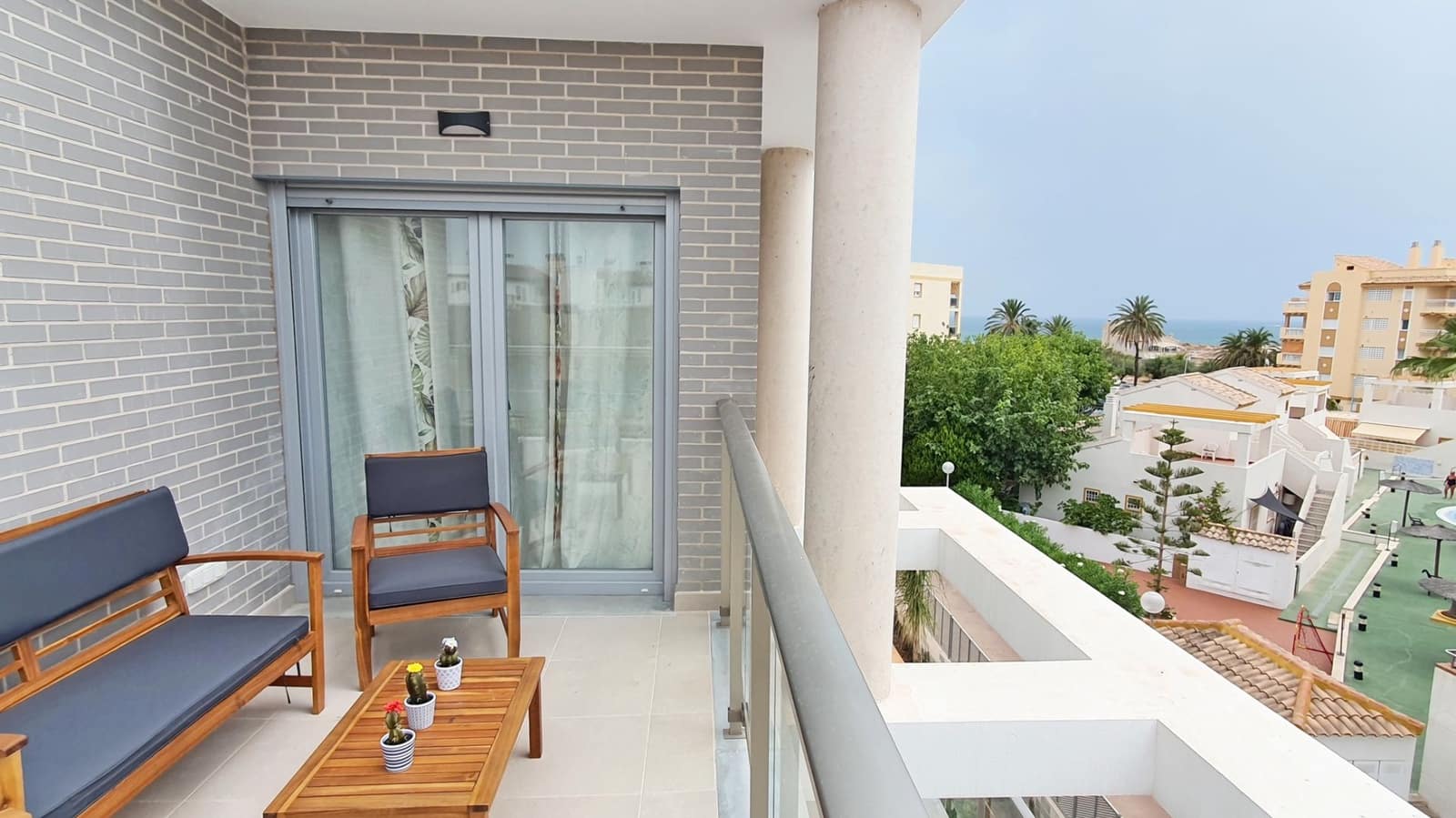 1 soveværelse Lejlighed til leje i Oliva med swimmingpool garage - € 750 (Ref: 8907097)