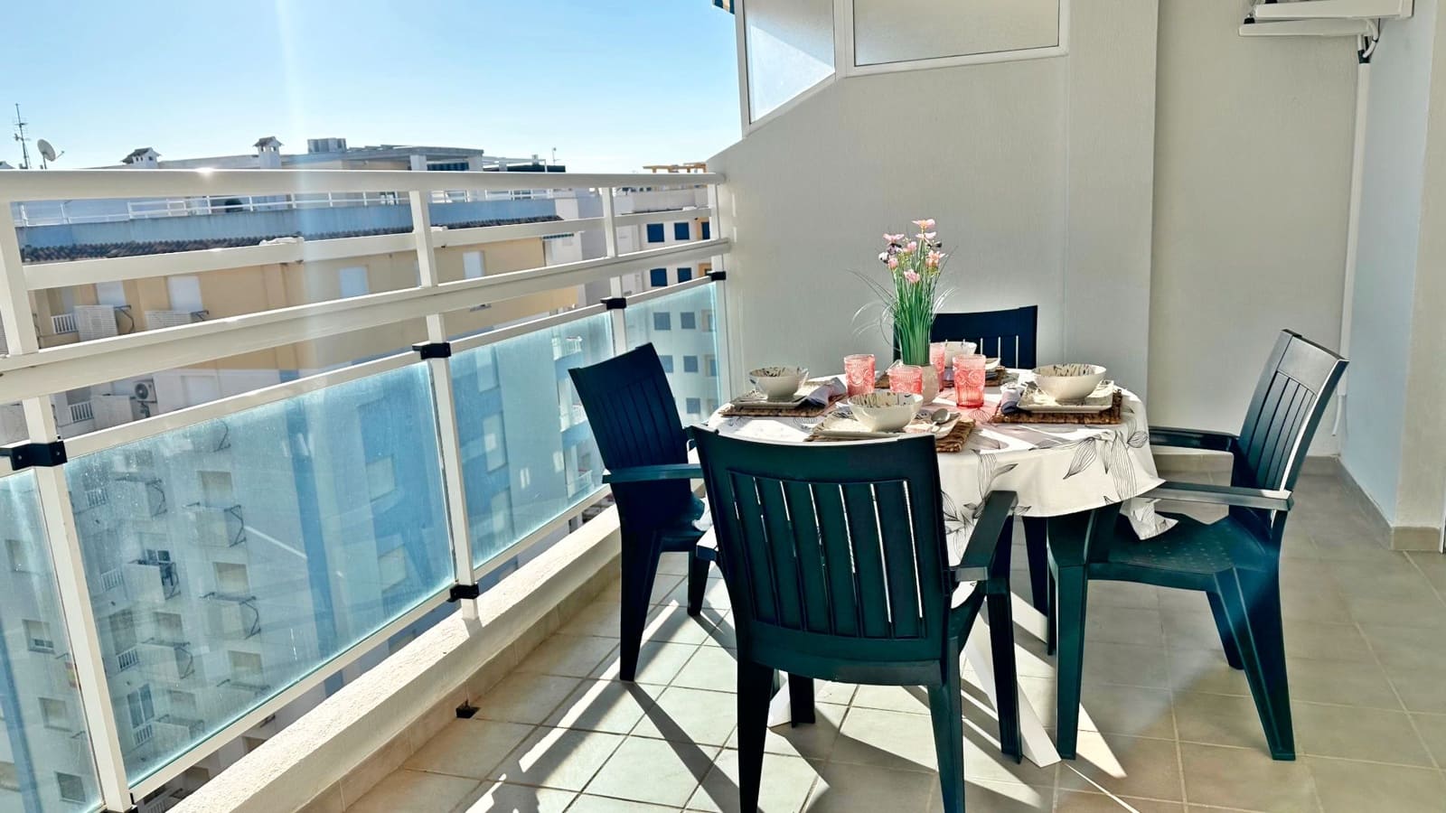 2 soveværelse Lejlighed til leje i Gandia med swimmingpool garage - € 550 (Ref: 8907099)