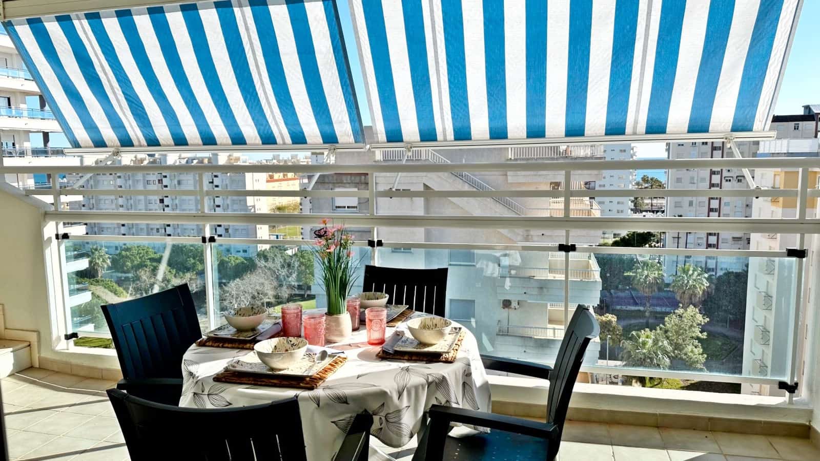 2 soveværelse Lejlighed til leje i Gandia med swimmingpool garage - € 550 (Ref: 8907099)