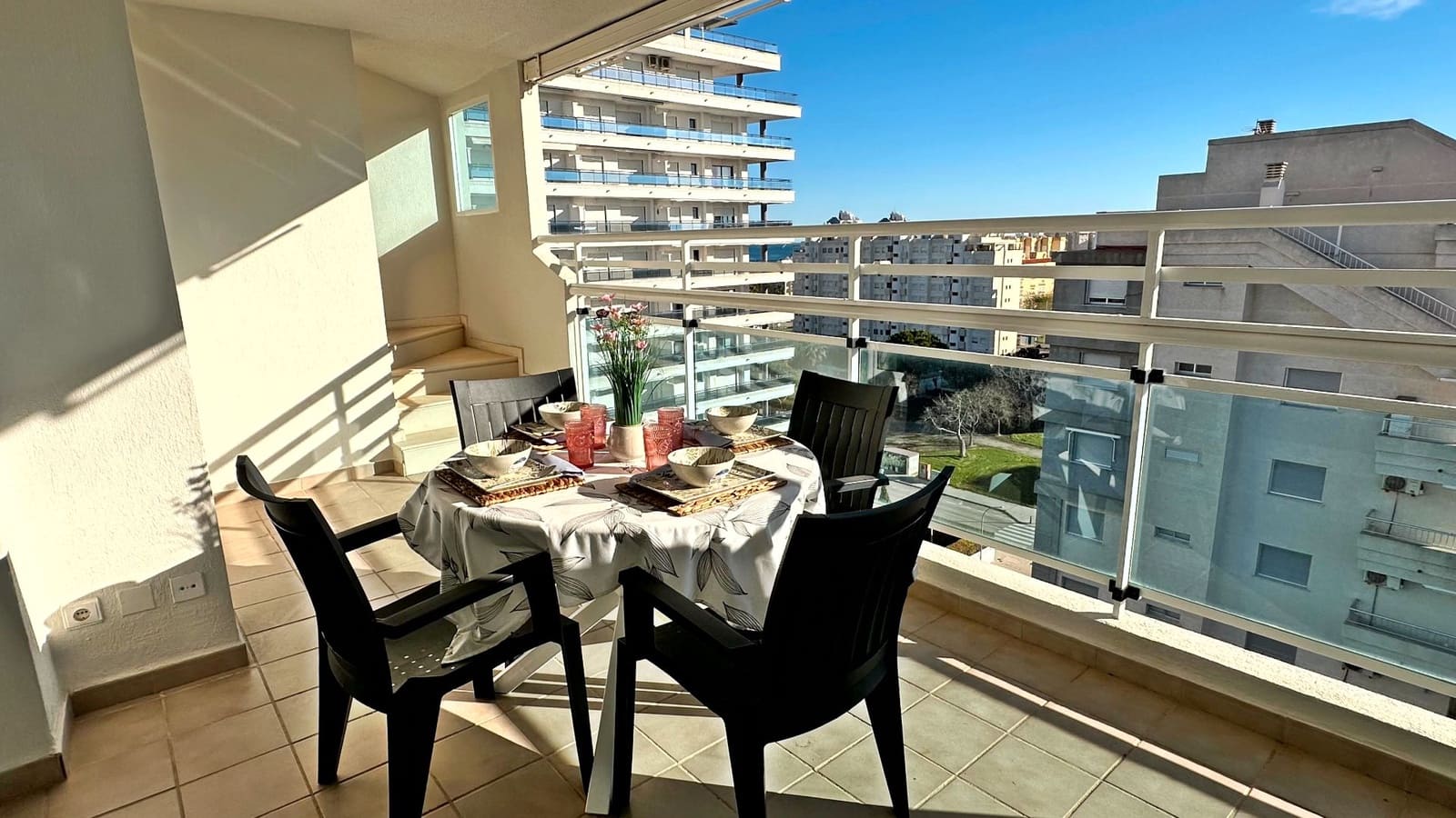 2 soveværelse Lejlighed til leje i Gandia med swimmingpool garage - € 550 (Ref: 8907099)