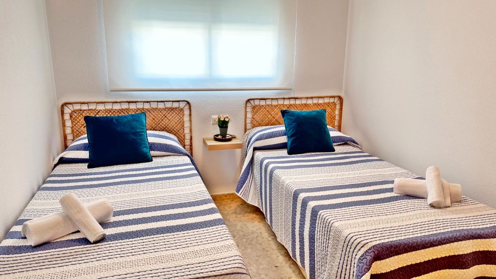 2 soveværelse Lejlighed til leje i Gandia med swimmingpool garage - € 550 (Ref: 8907099)