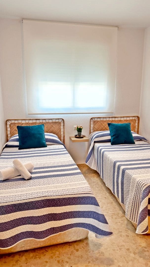 2 soveværelse Lejlighed til leje i Gandia med swimmingpool garage - € 550 (Ref: 8907099)