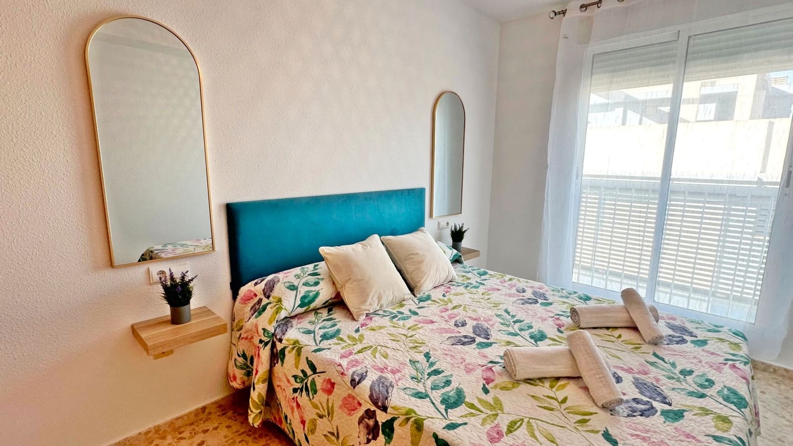 2 soveværelse Lejlighed til leje i Gandia med swimmingpool garage - € 550 (Ref: 8907099)