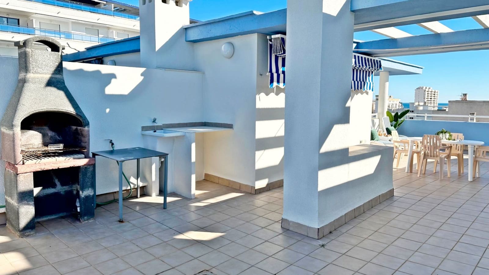 2 soveværelse Lejlighed til leje i Gandia med swimmingpool garage - € 550 (Ref: 8907099)