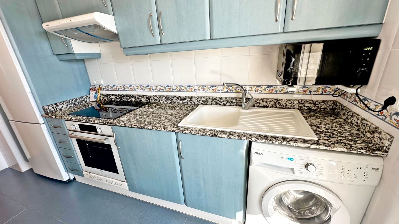 2 soveværelse Lejlighed til leje i Gandia med swimmingpool garage - € 550 (Ref: 8907099)