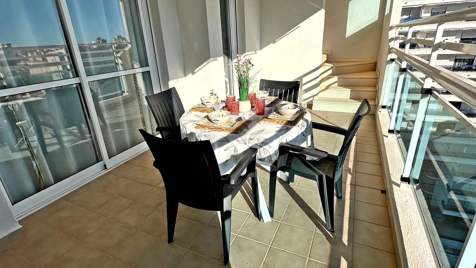 2 soveværelse Lejlighed til leje i Gandia med swimmingpool garage - € 550 (Ref: 8907099)