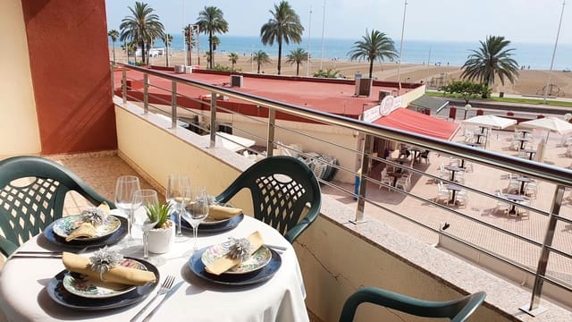 2 bedroom Apartment for sale in Gandia with pool - € 248,000 (Ref: 9109313)
