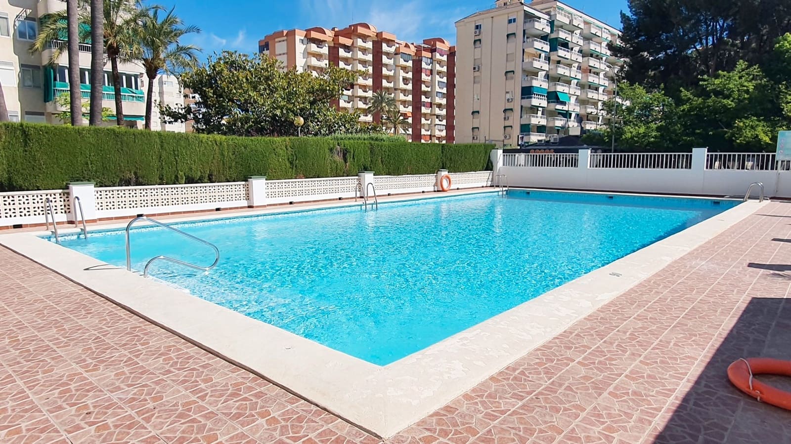 3 bedroom Beach Apartment for sale in Gandia with pool garage - € 205,000 (Ref: 9391047)