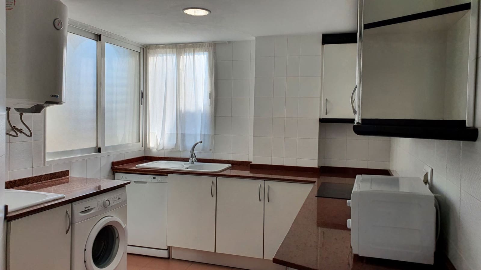 3 Zimmer Strandapartment zu verkaufen in Gandia mit Pool Garage - 400.000 € (Ref: 9409078)