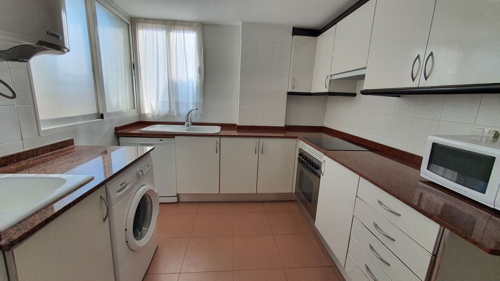 3 Zimmer Strandapartment zu verkaufen in Gandia mit Pool Garage - 400.000 € (Ref: 9409078)