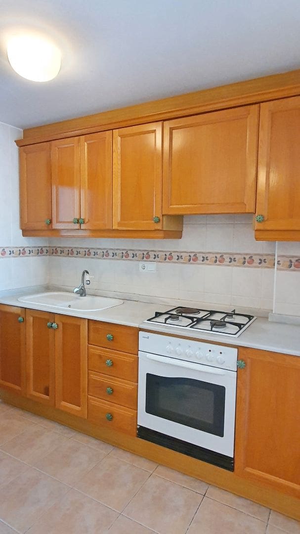 2 slaapkamer Strandappartement te huur in Xeraco met zwembad garage - € 550 (Ref: 9706039)