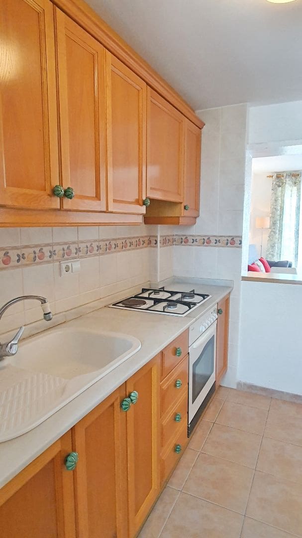 2 slaapkamer Strandappartement te huur in Xeraco met zwembad garage - € 550 (Ref: 9706039)