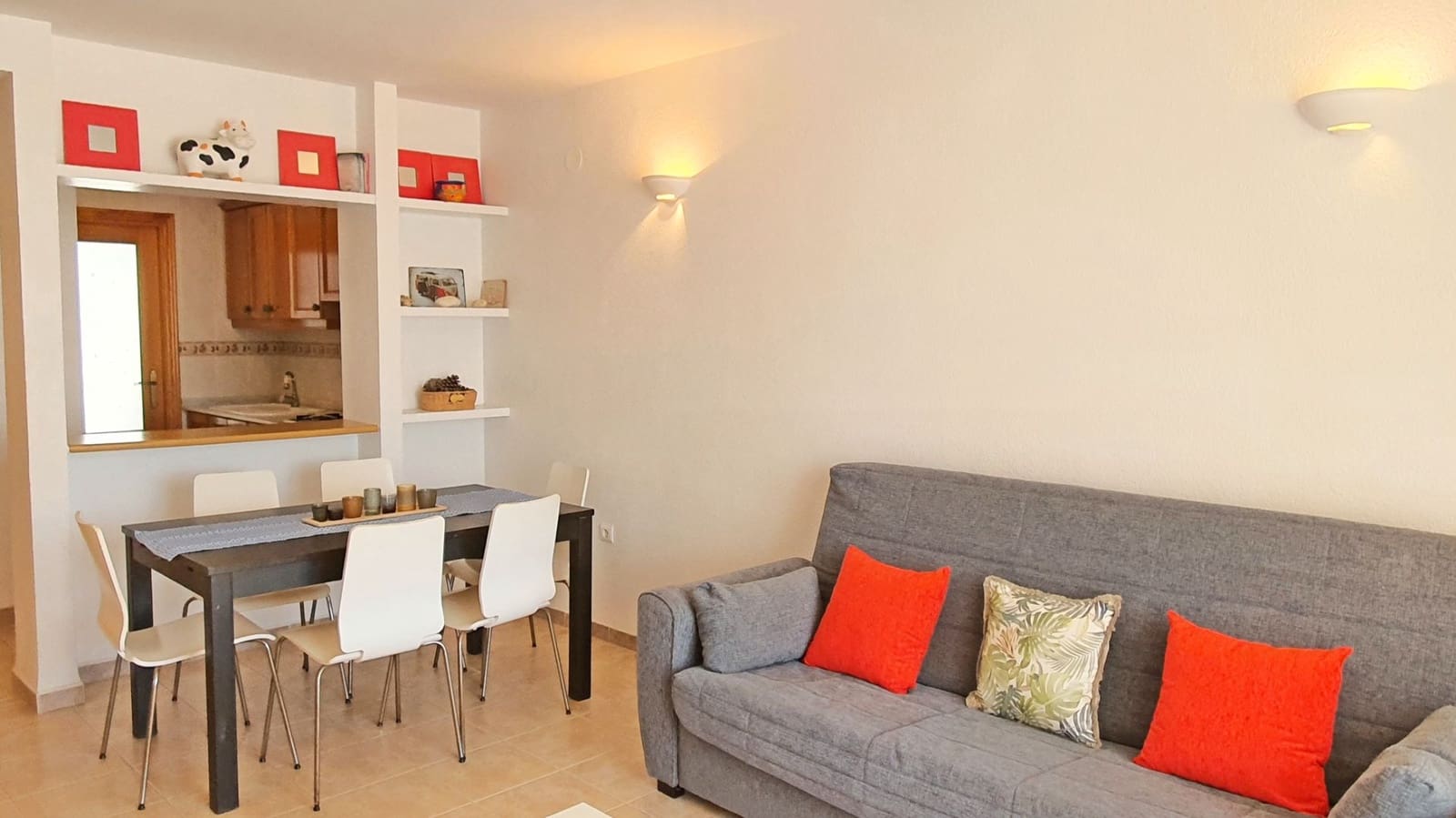 2 slaapkamer Strandappartement te huur in Xeraco met zwembad garage - € 550 (Ref: 9706039)