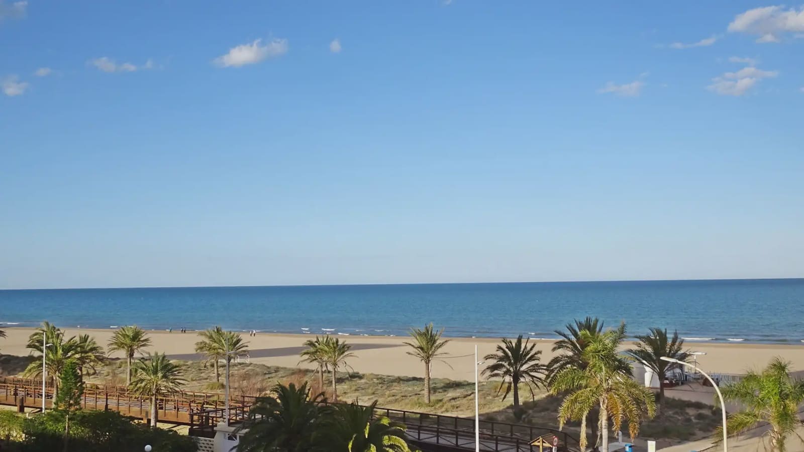 2 soveværelse Strandlejlighed til salg i Gandia med swimmingpool garage - € 340.000 (Ref: 9747702)