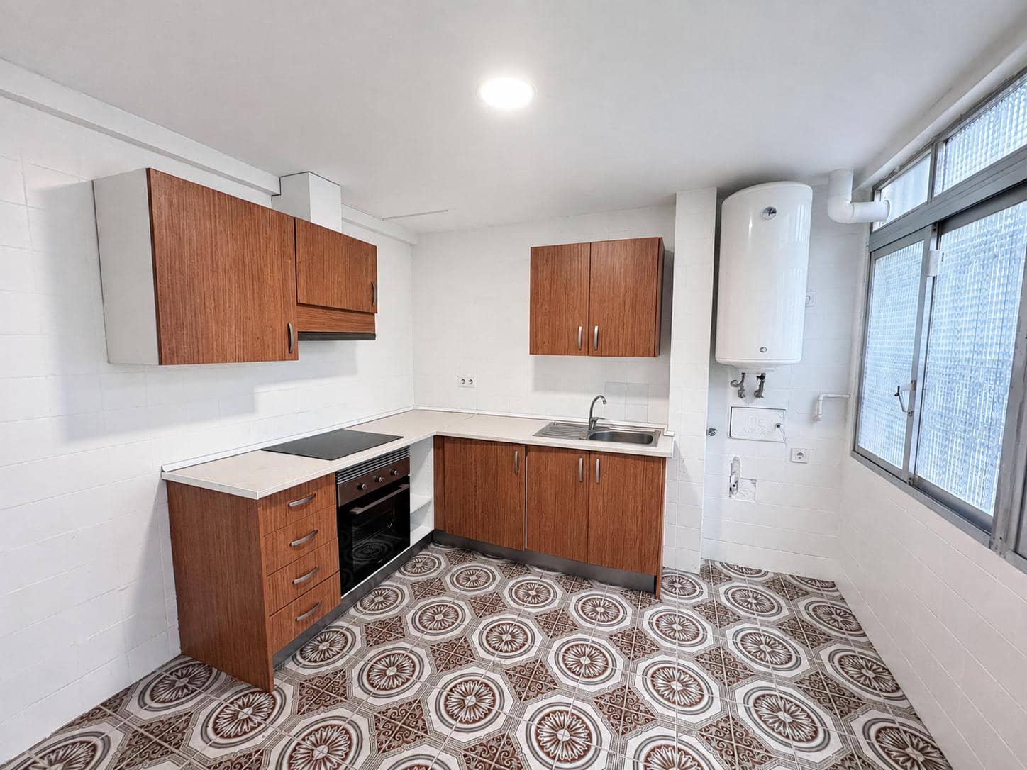 3 sovrum Lägenhet till salu i Alicante stad - 170 000 € (Ref: 10001011)